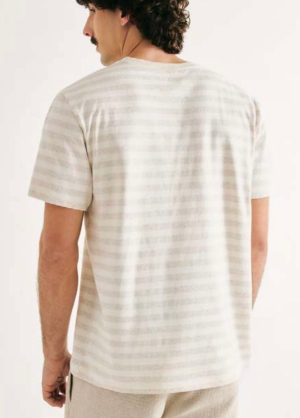 Camiseta Listrada com Linho