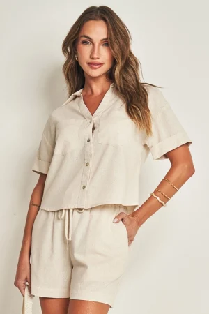 Camisa Curta em Tela Linen com Caimento Reto